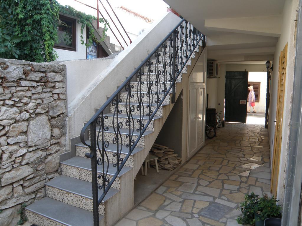 Apartment Amalija Primošten Dış mekan fotoğraf